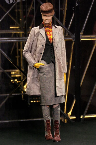 Look 8